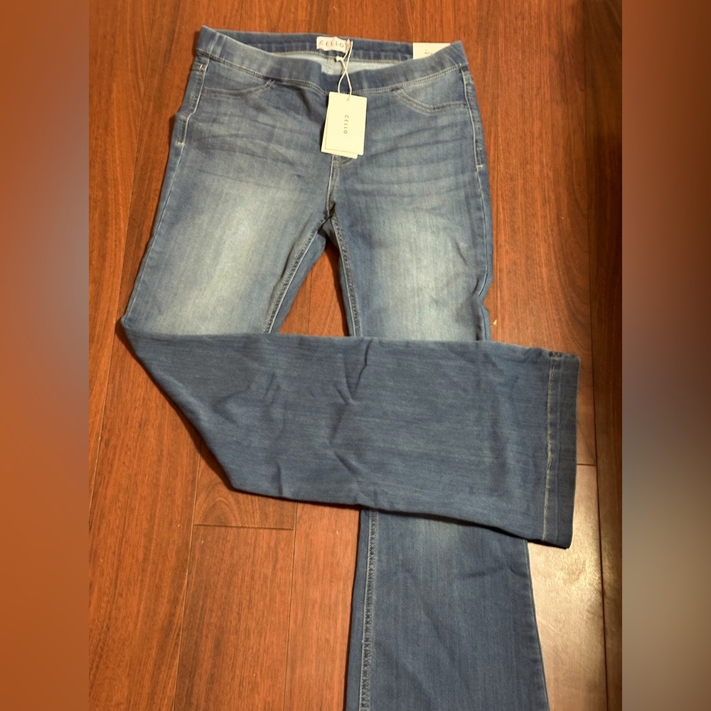 Cello mid rise pull on flare jeans